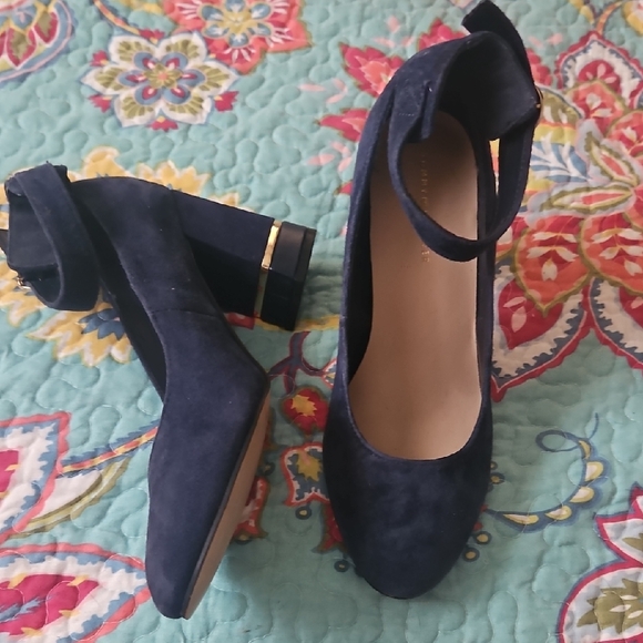 Tommy Hilfiger Shoes - EUC Tommy Hilfiger Block Heels